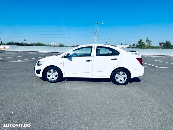 Chevrolet Aveo 1.2 DOHC 86 CP MT5 LS - 11