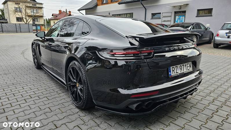 Porsche Panamera 4S E-Hybrid - 7