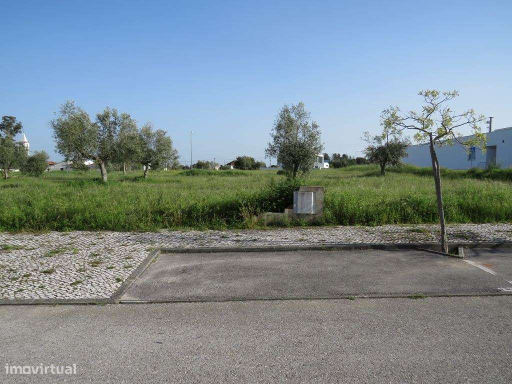 Lote para construção de Moradia - Grande imagem: 2/4