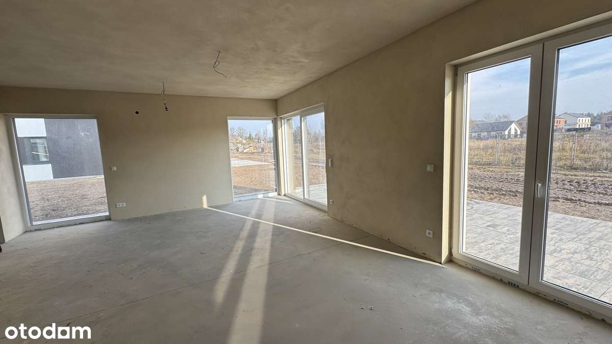 Nowe domy w Nowosolnej z furtką do lasu-2