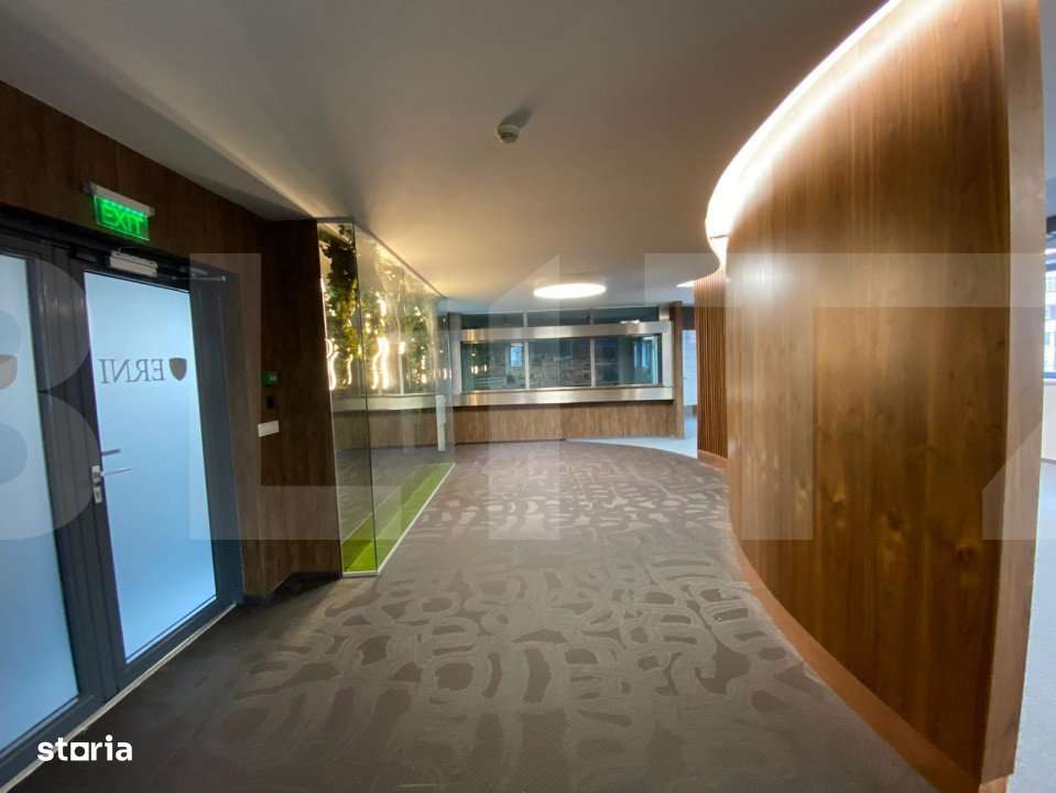 Spatiu deosebit in cladire clasa A - Imagine principală: 5/13