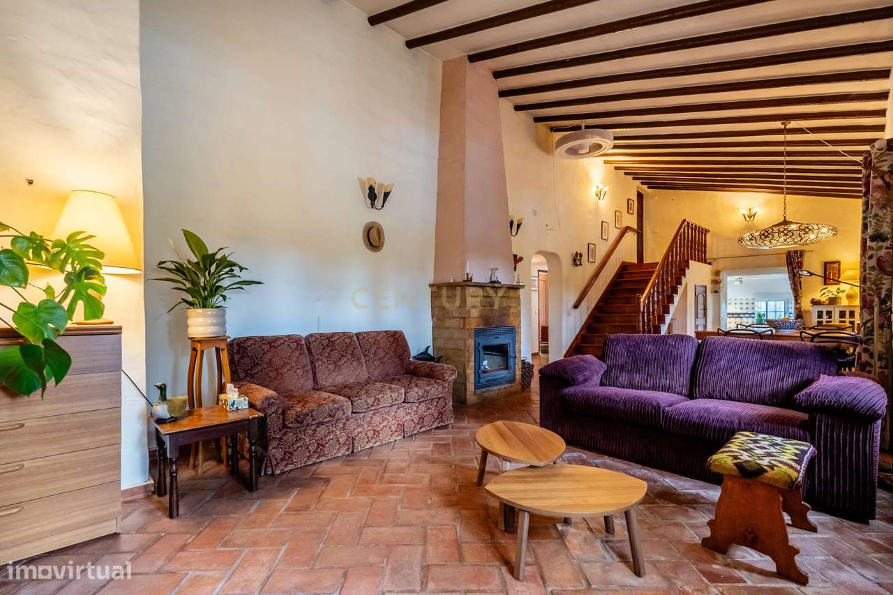 Moradia traditional T4 com piscina, jardim e 2a propriedade com uma ru - Grande imagem: 4/37