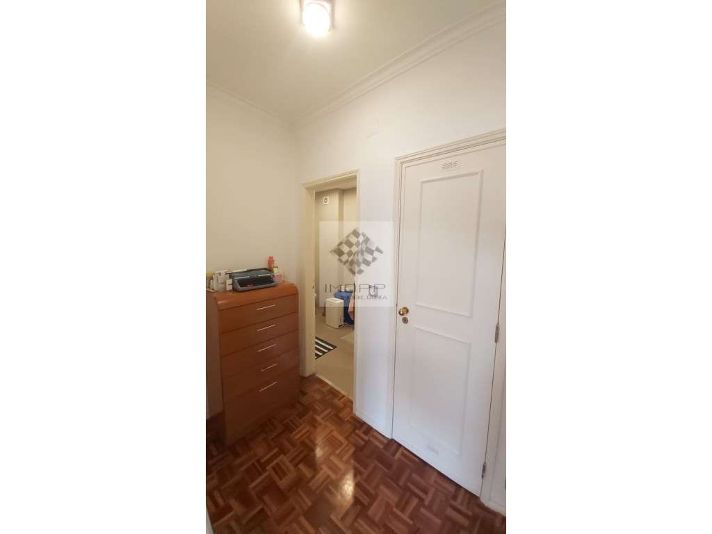 Fantástico Apartamento T2 em Matarraque - São Domingos de Rana-18