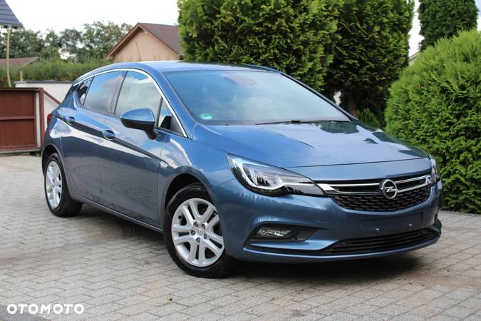 Opel Astra - 1