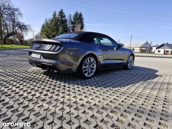 Ford Mustang 5.0 V8 GT - 15