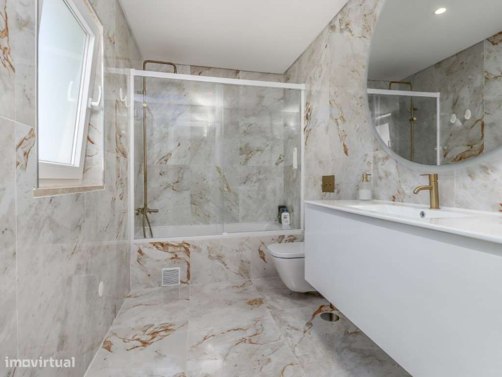 Moradia T4+1 Nova com Piscina Aquecida e Ginásio em Vidro Luxo, Con...-18