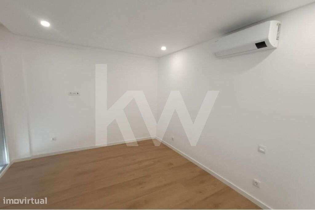 Moradia - Geminada - T3+1 Freguesia Trafaria - COSTA DE CAPARICA - Grande imagem: 5/21