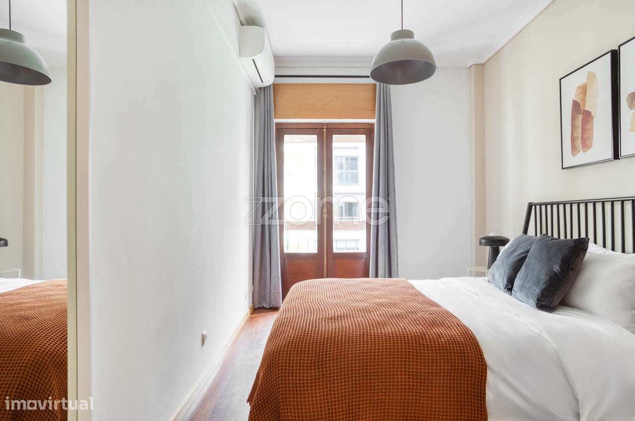 Apt T3 totalmente renovado no centro de Lisboa, junto à Gulbenkian-8
