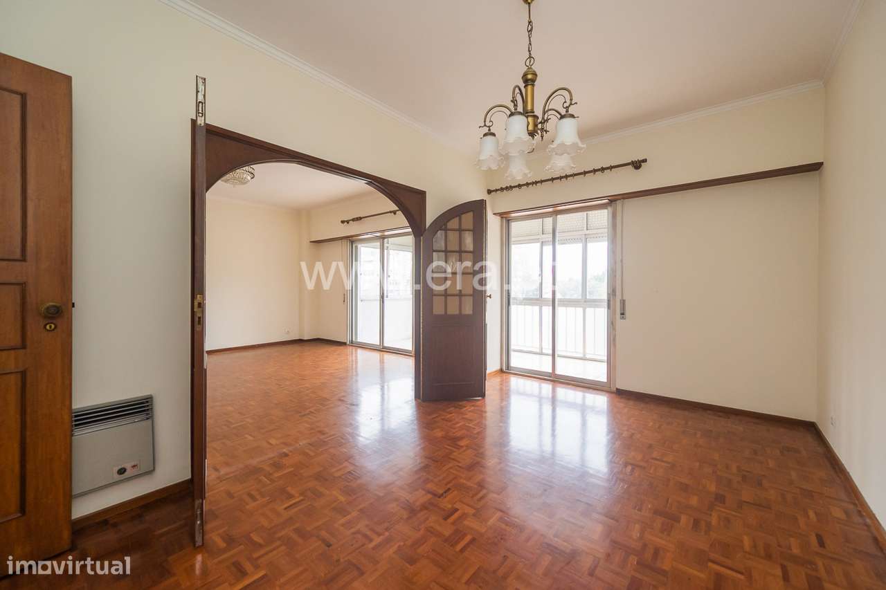 Apartamento T6 - Benfica-12