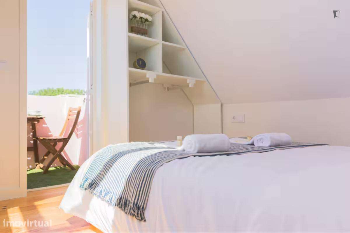 Estúdio - localizado em Santa Marinha Porto - Grande imagem: 5/7