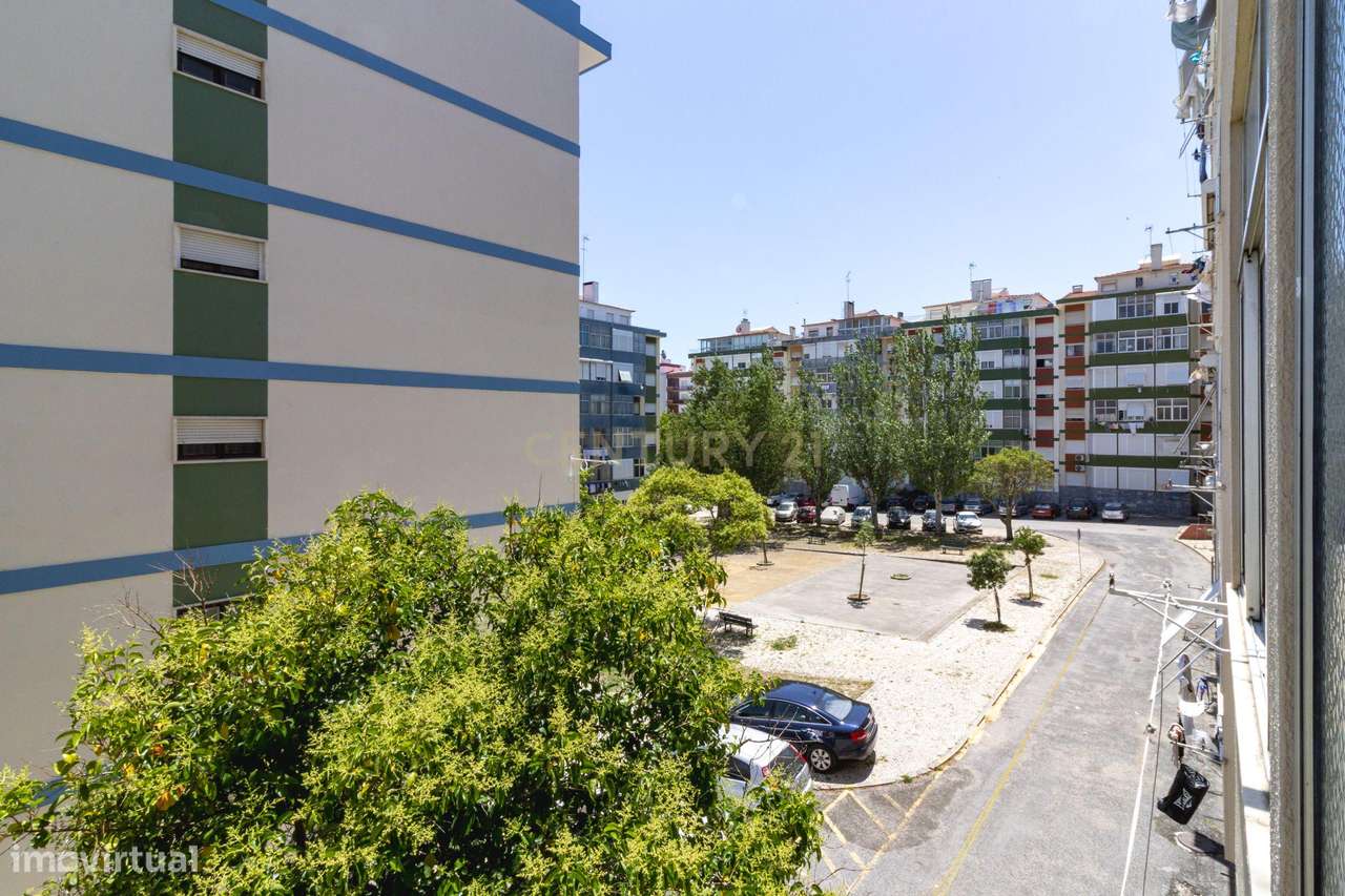 Apartamento T3 | Centro de Alverca do Ribatejo-32