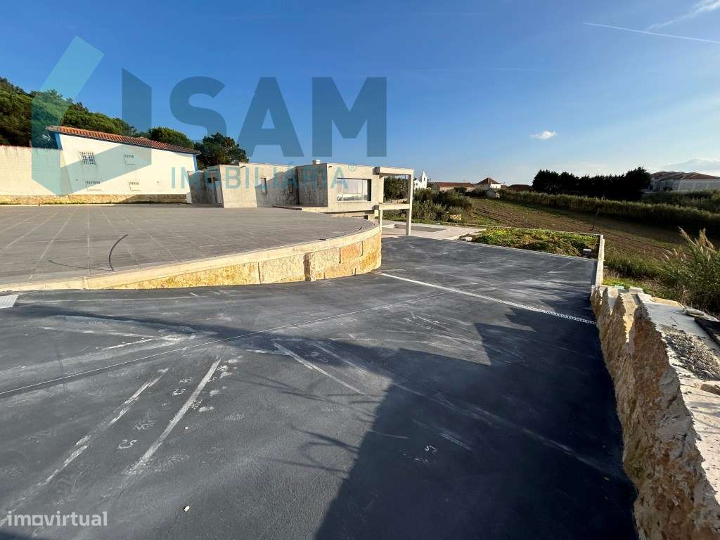 Moradia T3 com vista mar, localizada em Abelheira - Grande imagem: 4/57