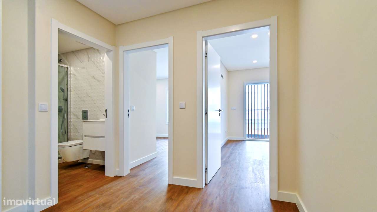 Apartamento novo a 500 metros da praia - Grande imagem: 4/17