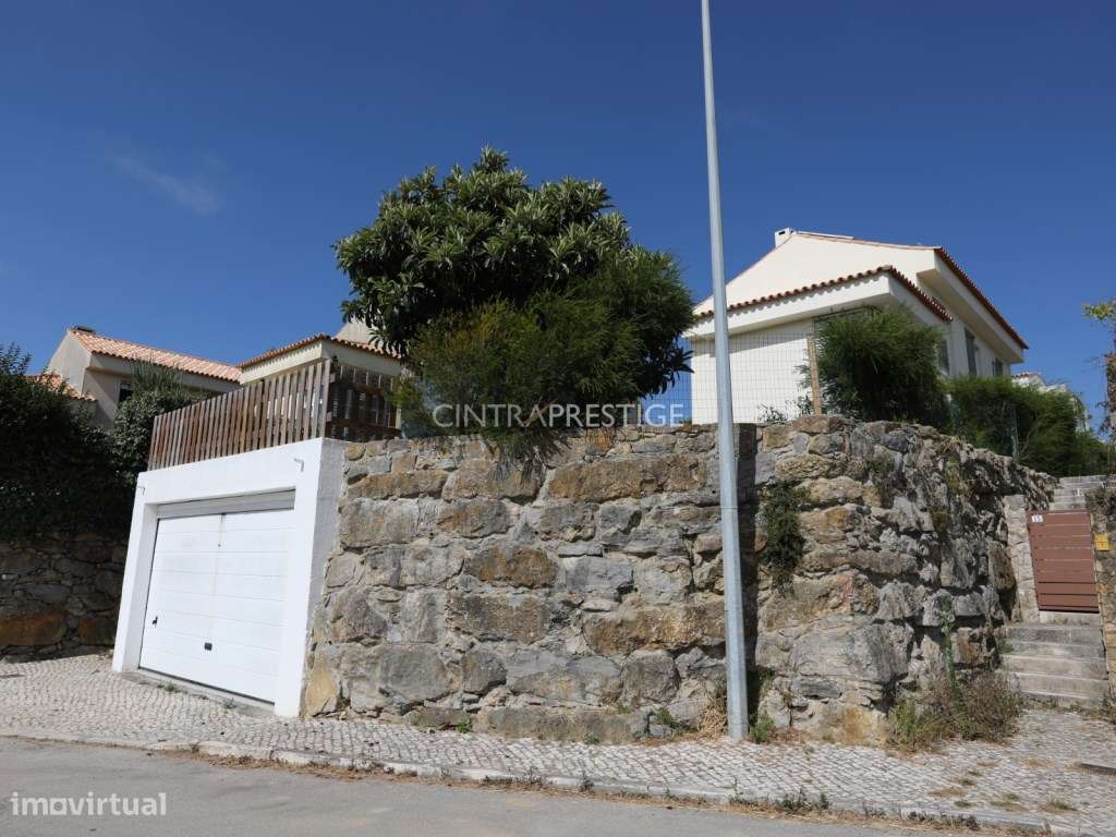 Moradia T3 com Jardim e Garagem na Quinta Verde - Nafarros, Sintra.-47