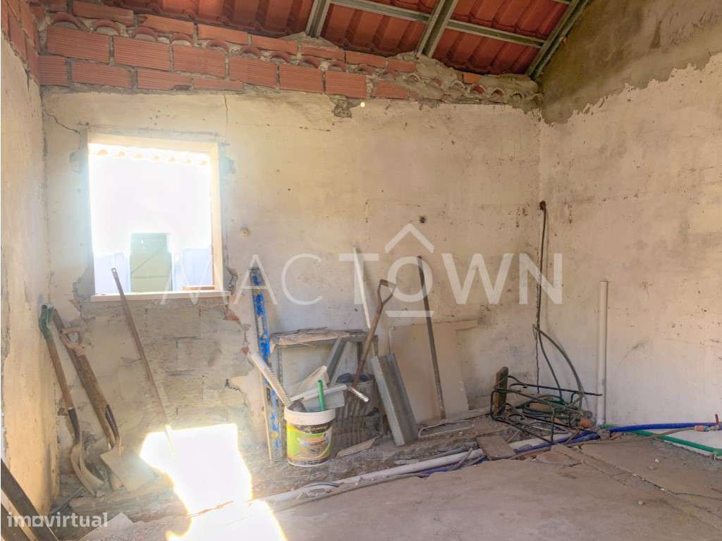 Viva com Conforto e Vista Serra - Moradia Nova na Zibreira-17