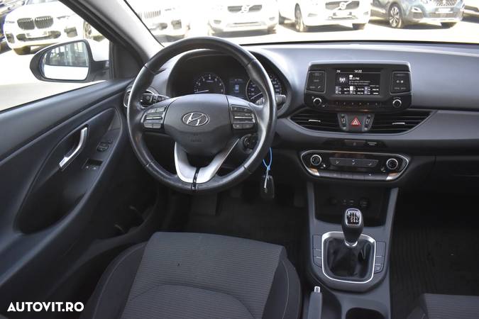 Hyundai I30 1.4 100CP 5DR M/T Comfort - 17