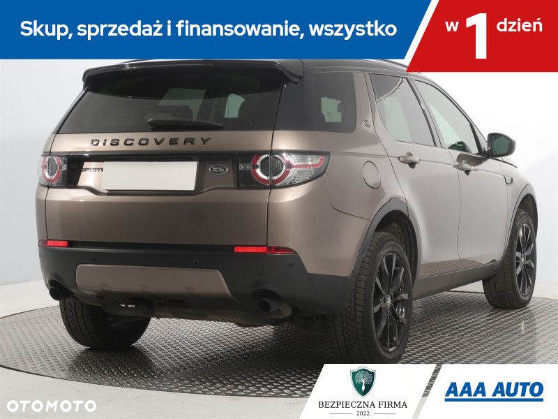 Land Rover Discovery Sport - 6