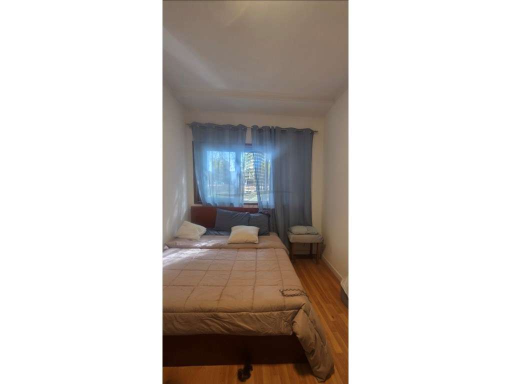 **Apartamento T2 a 500 metros do Metro**-18