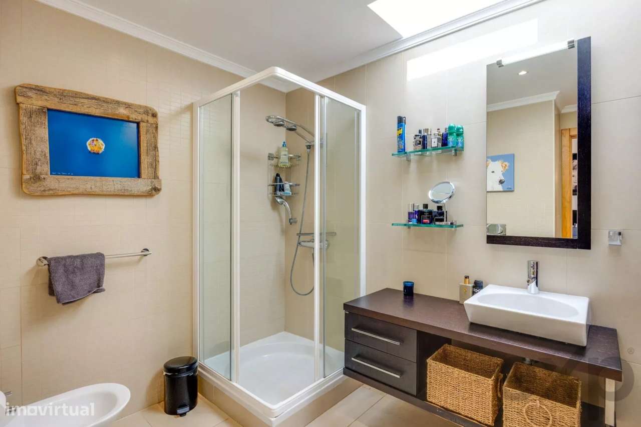 Moradia Familiar T3+1 com Piscina, Entre Lagos e Praia da Luz-25