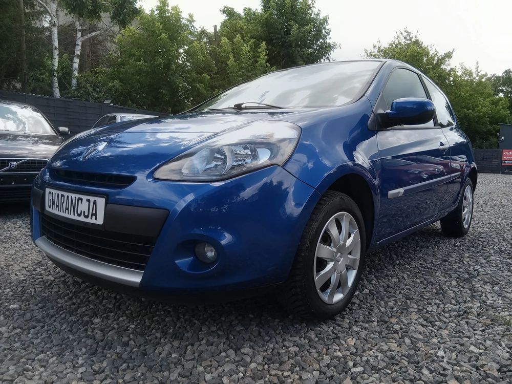 Renault Clio III (2005-2012) 1.2 16V 75 Expression 2011