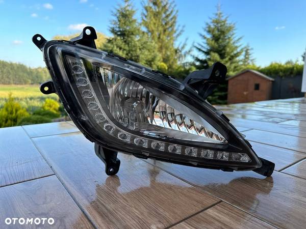 Hyundai i20 lift 12-14 led drl prawy demontaz oryginal idealny - 1