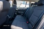 VW Golf Variant 1.6 TDi Confortline DSG - 19