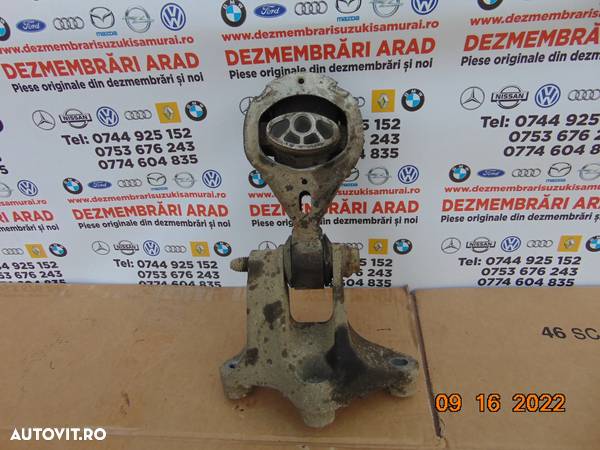 Suport motor Renault Megane 3 Scenic 3 1.6dci Grand scenic 1.6dci Trafic Nissan Qashqai Opel Vivaro 1.6 - 1