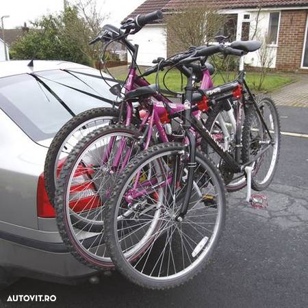Suport bicicleta Streetwize pentru 3 biciclete cu prindere pe haion (Hatchback si Combi) , capota spate (Sedan/Berlina) , 4x4 - 2
