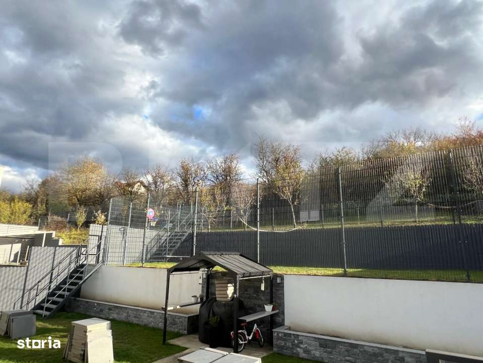 Vila cu finisaje LUX si teren de 832mp la intrare in Dezmir! - Imagine principală: 5/19