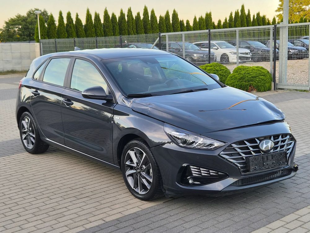 Hyundai i30 III (2017-) 1.0 T-GDI 48V-Hybrid Select 2023