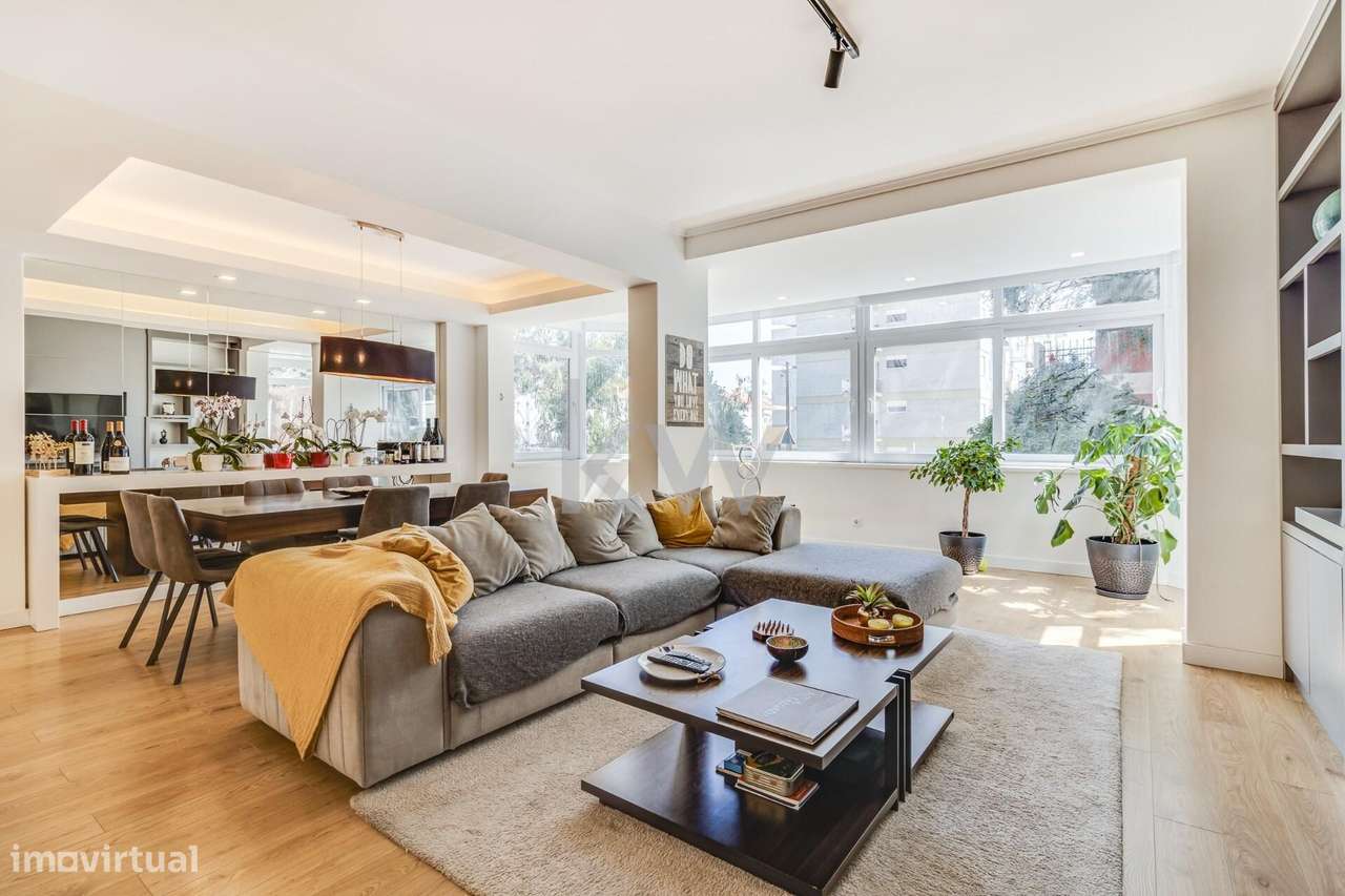 Apartamento T4 para venda com garagem em São João do Estoril - Grande imagem: 5/39