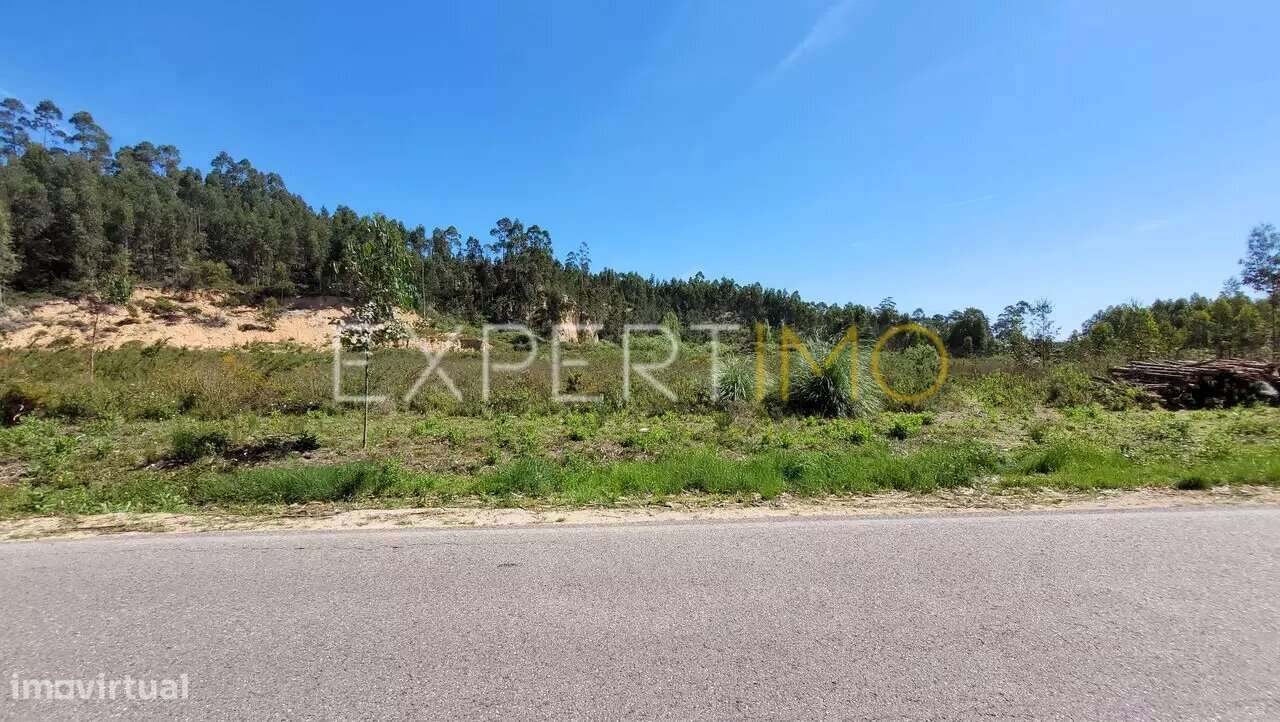 Terreno Urbano com projeto aprovado para armazém - Ourém - Grande imagem: 2/6