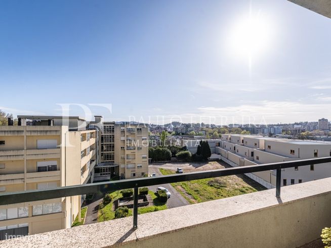 Apartamento T6 no centro de Famalicão-20