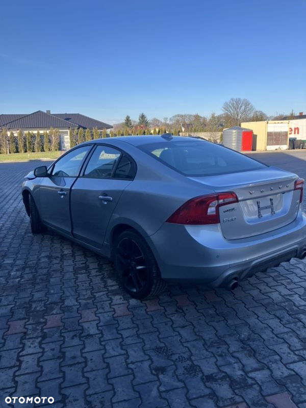 Volvo S60 T5 Geartronic RDesign - 7