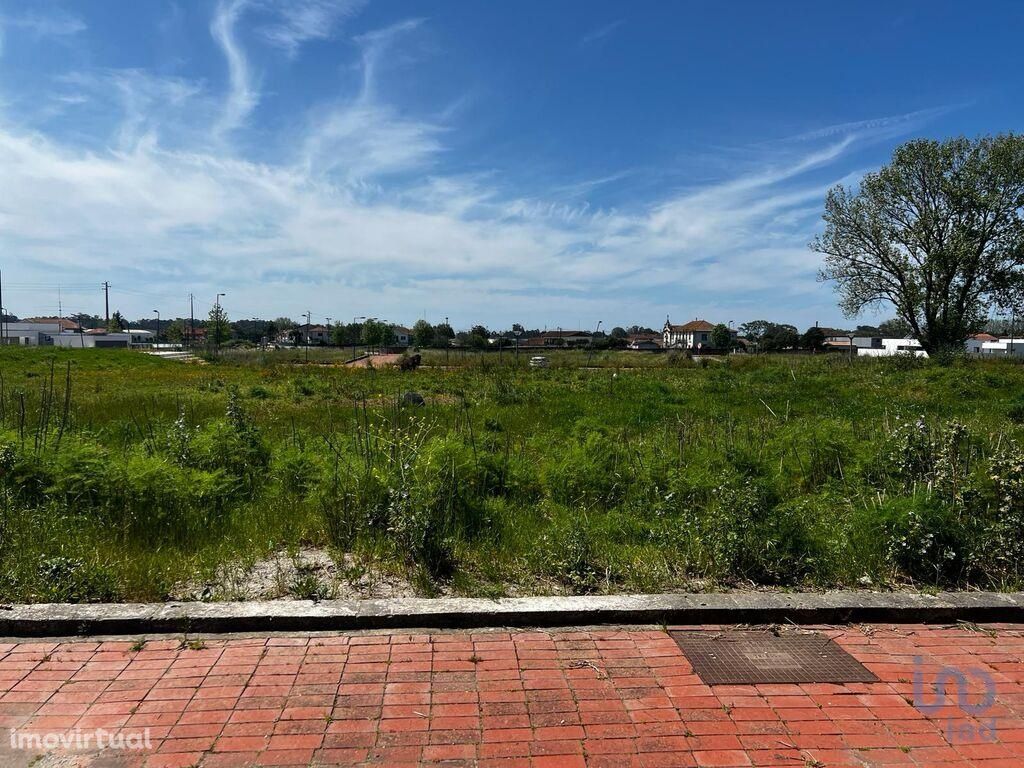 Terreno em Aveiro de 1219,00 m2