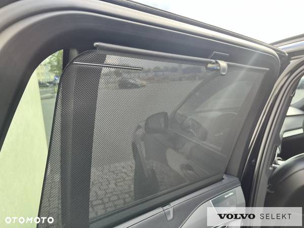 Volvo XC 90 - 38