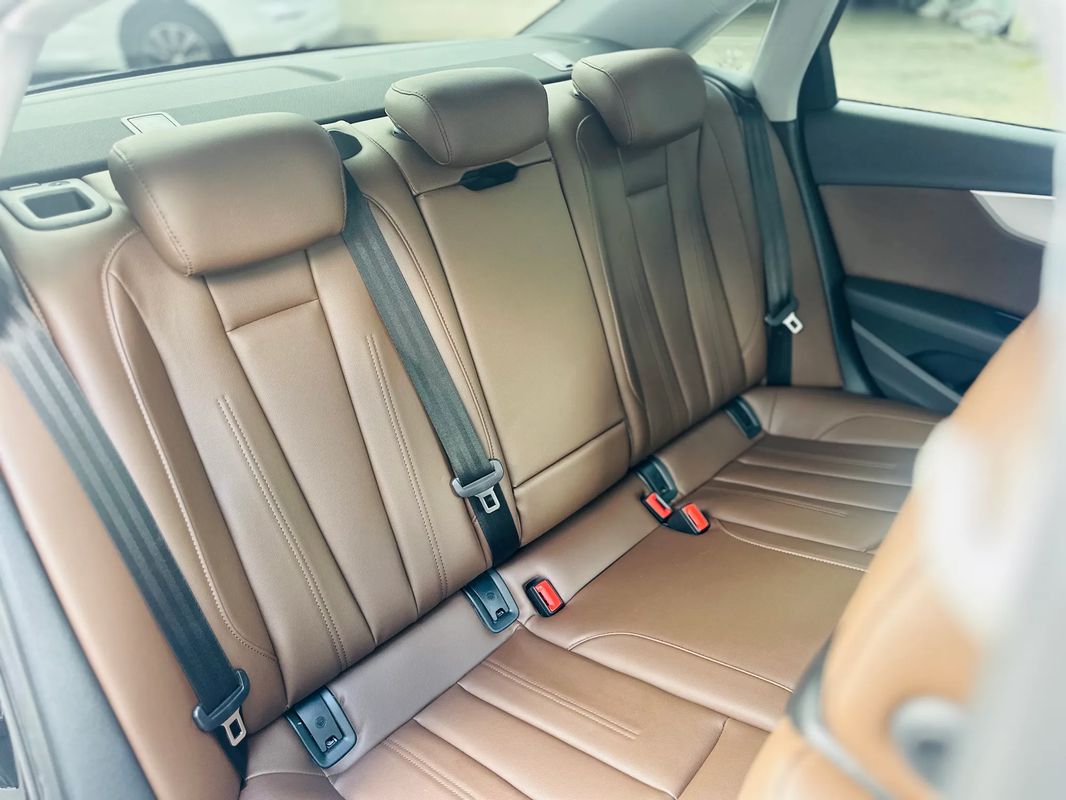 Audi A4 40 TFSI S tronic Advanced - 39