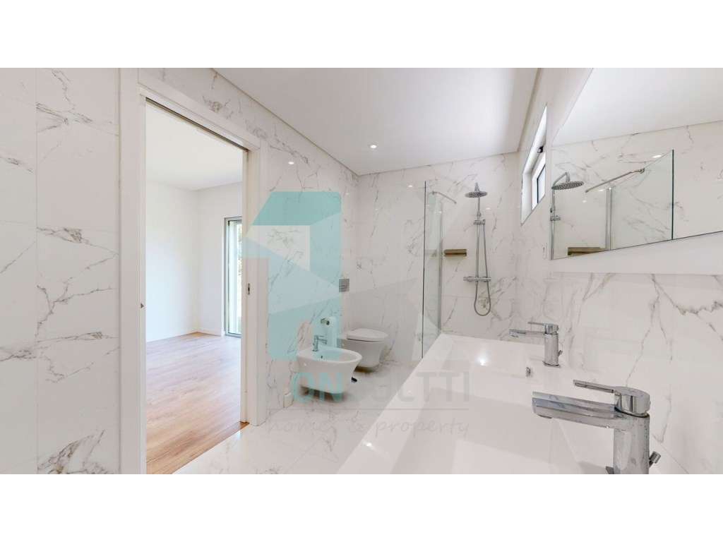 Moradia T6 elegante e sofisticada na Herdade da Aroeira-9