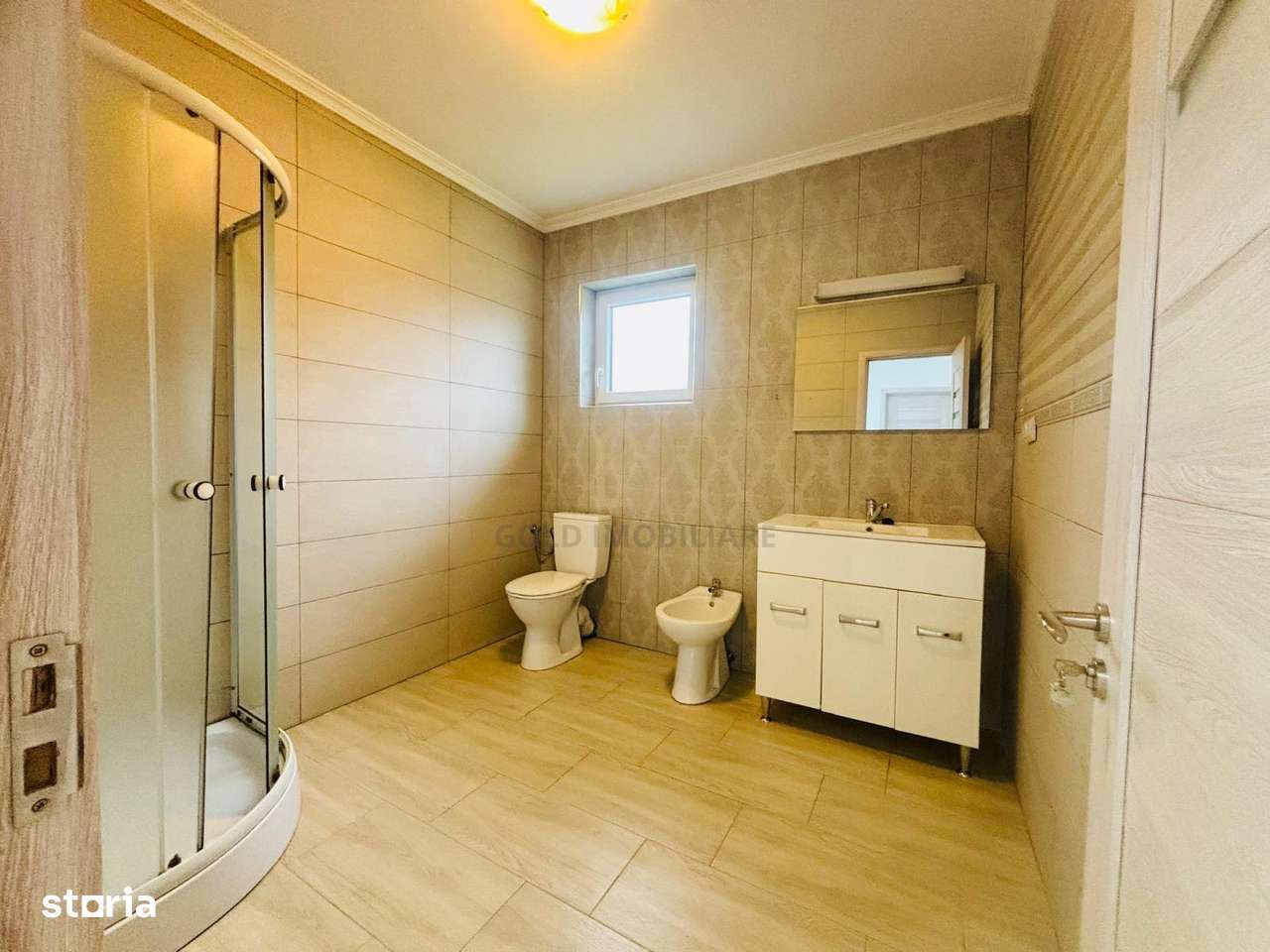 Casă de vânzare – 4 camere – Strada Vrancei  Baia Mare-7