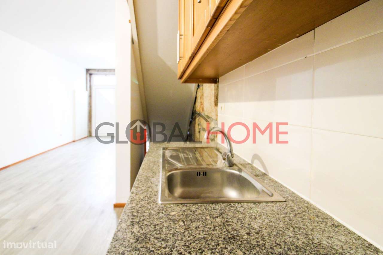 Moradia T3 Renovada em Campanhã-9