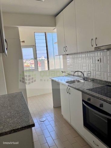 Apartamento T3 com Varanda e vistas desafogadas | Santa Luzia | Par...-5
