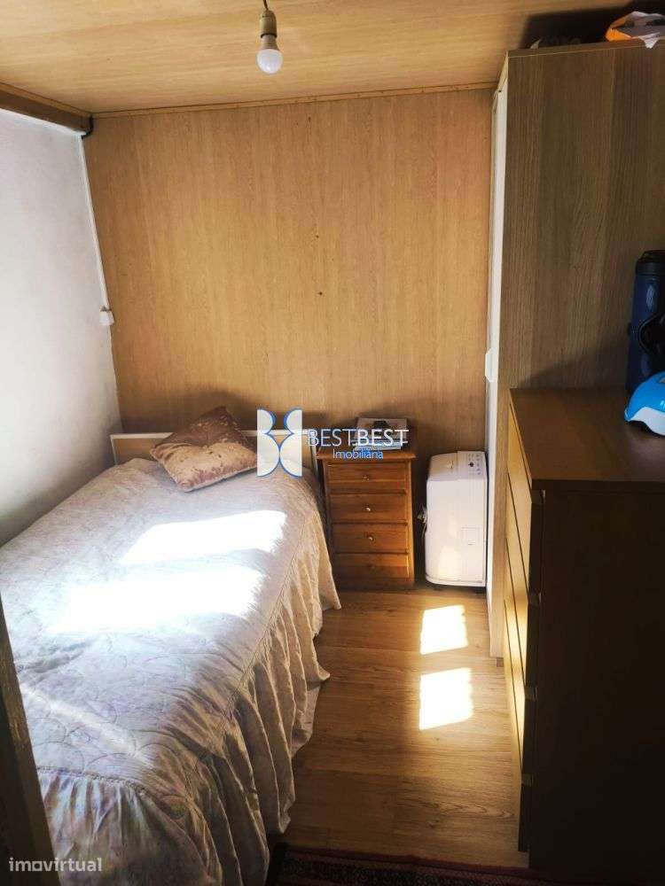MORADIA INDEPENDENTE,REABILITAÇÃO, TERRENO 2.900M2, TELHADO,15MIN.FA-9