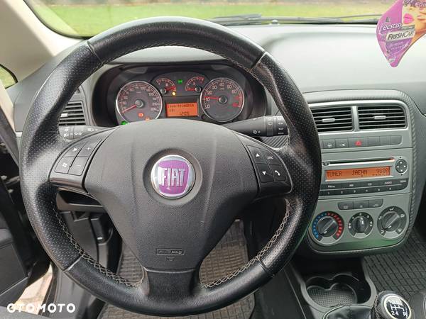 Fiat Grande Punto 1.4 8V Racing - 9