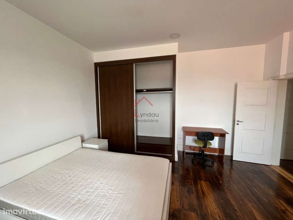 Quarto Guimarães Centro - Grande imagem: 5/14