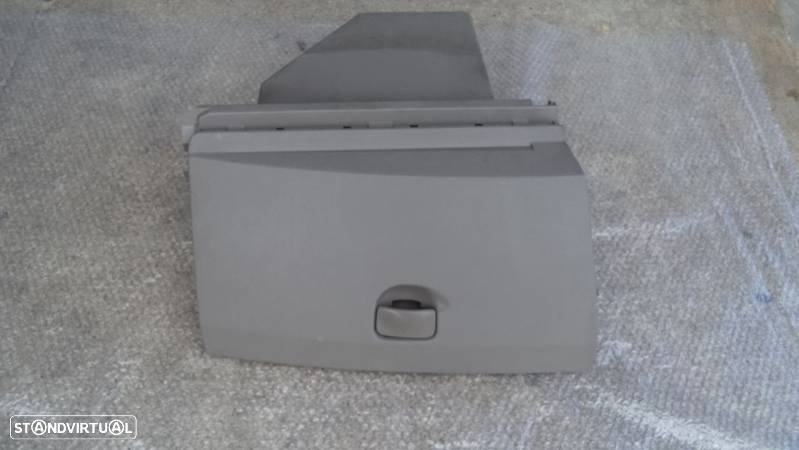 Porta Luvas Renault Scenic II ano 2003 a 2008(apenas a tampa) - 1