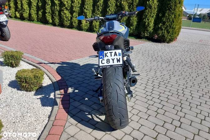 Yamaha MT - 24