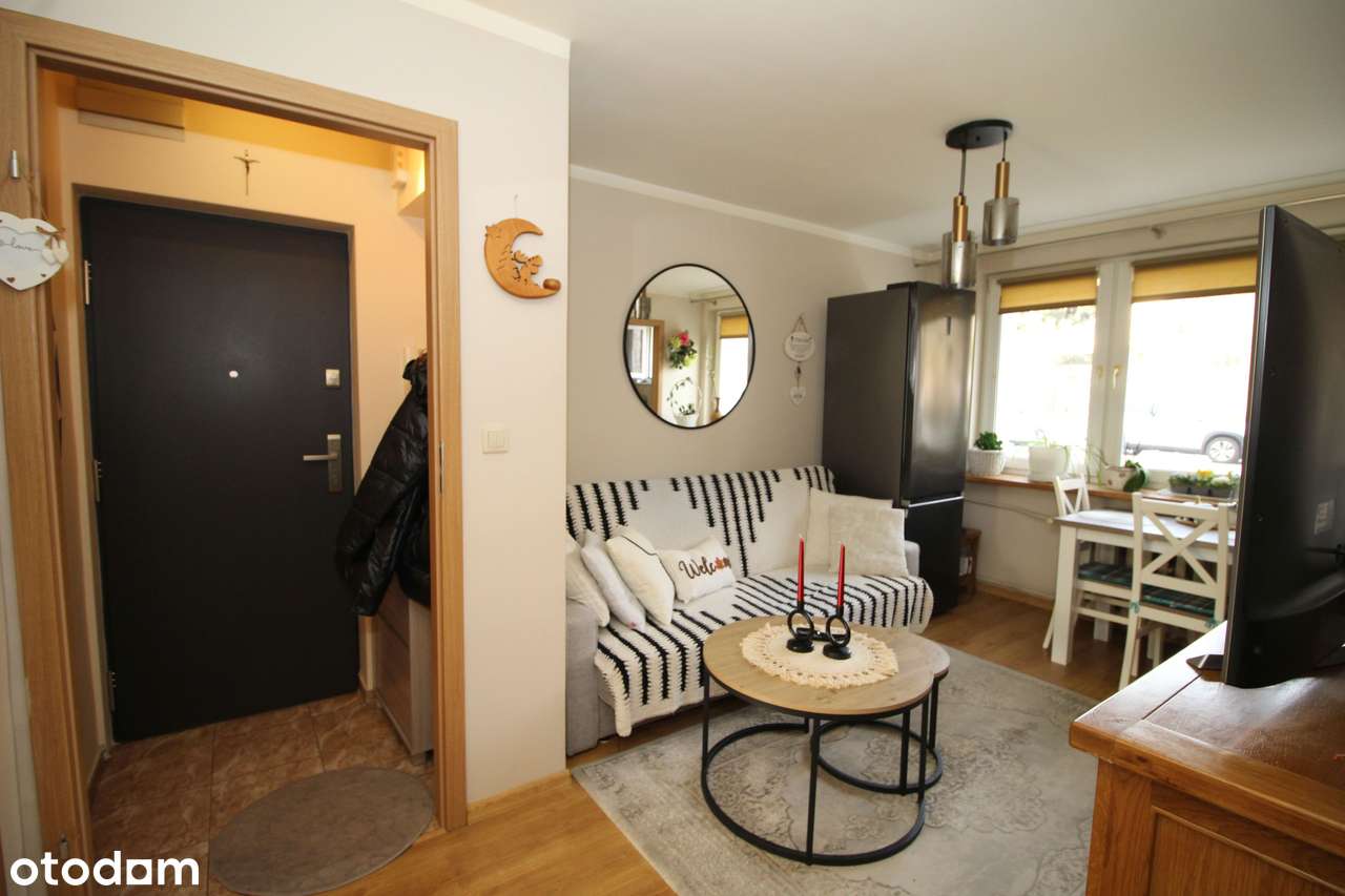 3 pokoje 46,5 m2 parter niski blok-9