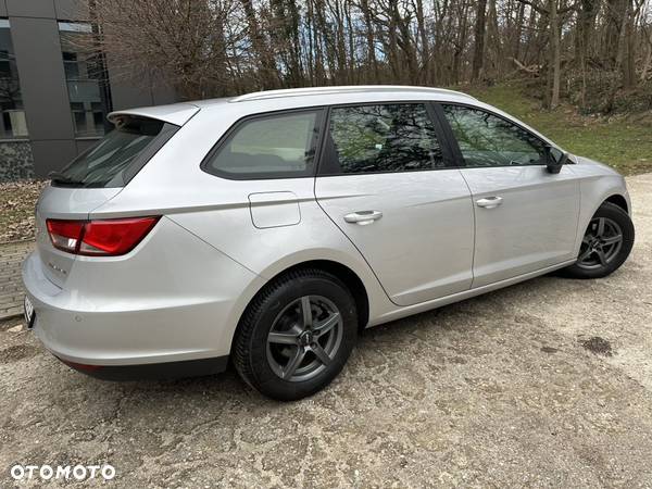 Seat Leon 1.6 TDI ECOMOTIVE Style - 6