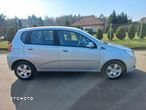 Chevrolet Aveo 1.2 16V Base - 8