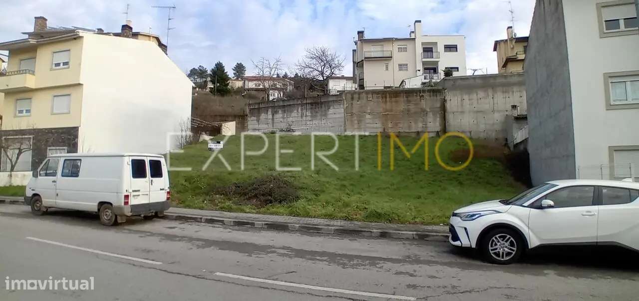 Terreno para Construção de Moradia Geminada - Localização em Zona... - Grande imagem: 3/5